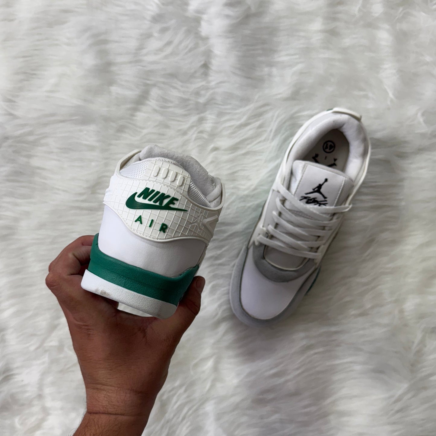 RN White Green